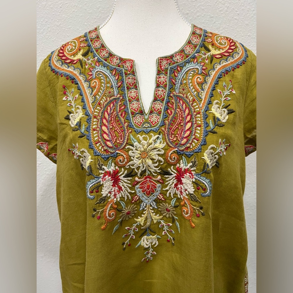 JOHNNY WAS Workshop Tikal Notched Neck Drape Embroidered Top EUC - Picture 3 of 10
